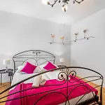 Dom wakacyjny 4 Bedroom Amazing In