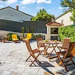 4 Bedroom Amazing In *
