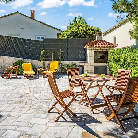 4 Bedroom Amazing In *