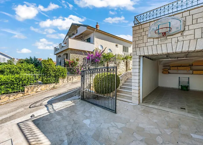 4 Bedroom Amazing In Tatil Evi Zaboric