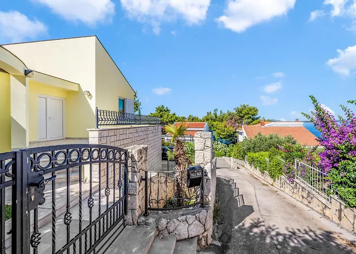 Tatil Evi 4 Bedroom Amazing In Zaboric